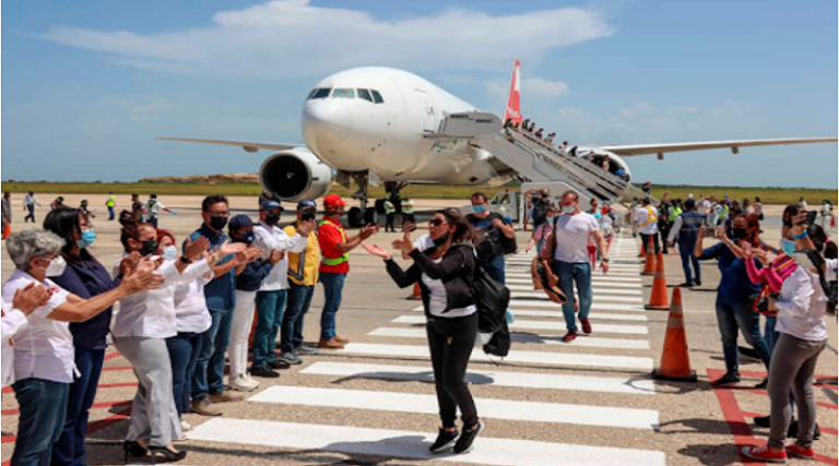 Más de 47.000 rusos han visitado Venezuela por operación chárter Moscú-Porlamar