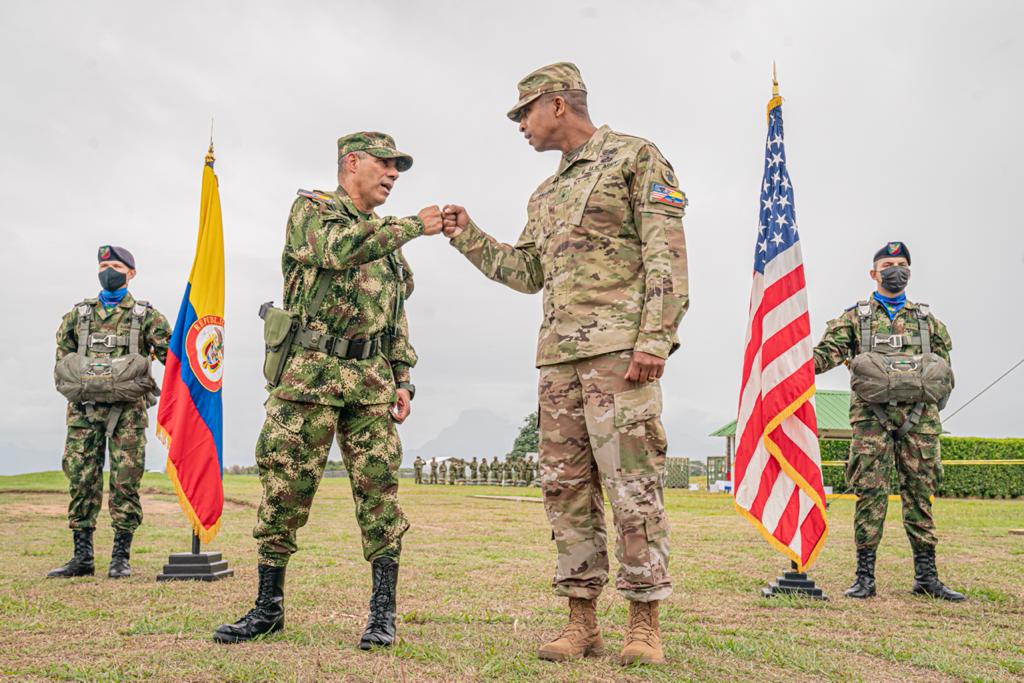 «RÉSPICE POLLUM»: La doctrina imperial de seguridad en el Estado cooptado colombiano